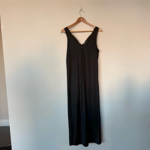 Vintage Vanity Fair Black Silky Lace Nightgown Maxi Intimate Dress Small Y2K 90s - Picture 8 of 13